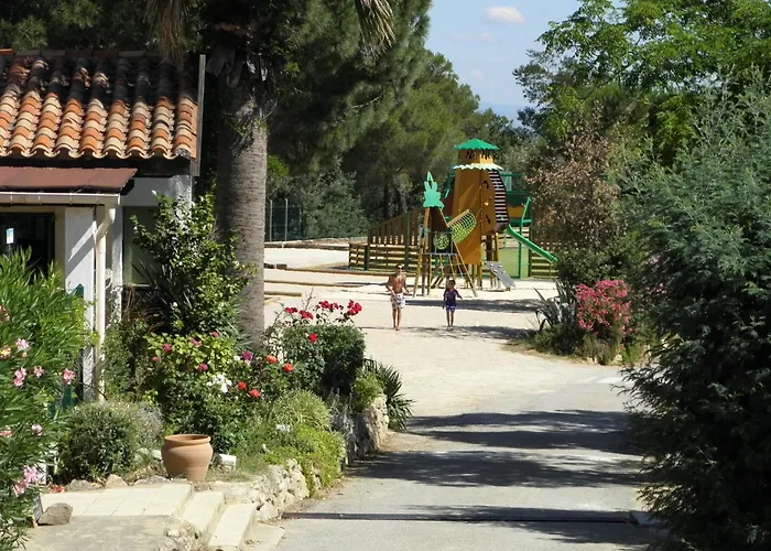 Des Alberes Kemping Laroque-des-Albères